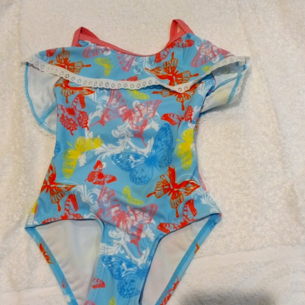 ONE PIECE Swim Suit with Cut-Out Back